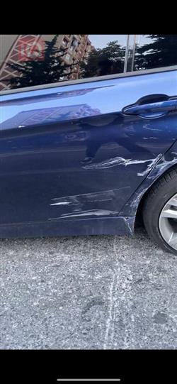 بي ام دبليو الفئة 3